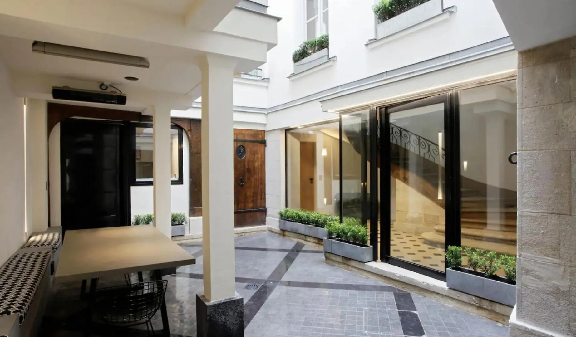 Apartamento St-Germain/Louvre - Stylish Townhouse Of 1600 París