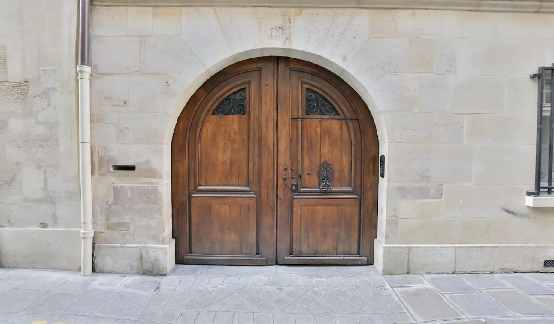 Apartamento St-Germain/Louvre - Stylish Townhouse Of 1600 París