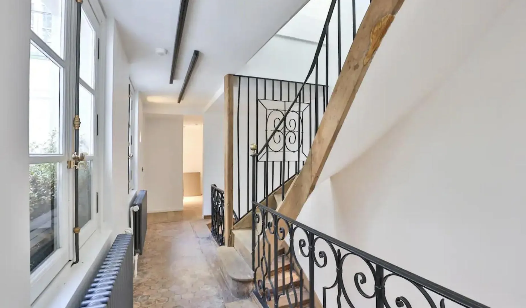 St-Germain/Louvre - Stylish Townhouse Of 1600 Apartment Paris France