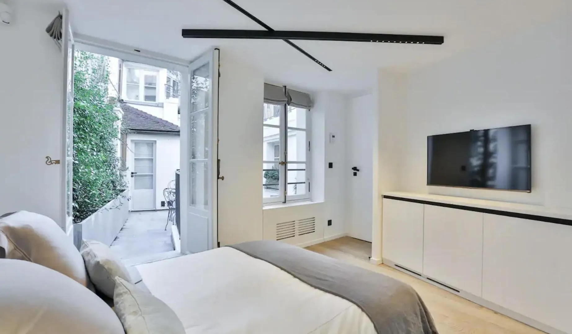 St-Germain/Louvre - Stylish Townhouse Of 1600 Daire Paris